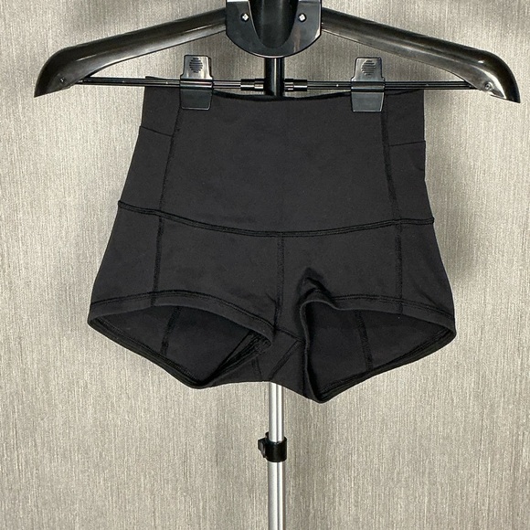 Lululemon High-Waist Black Women's Active Shorts Size 4 - Picture 2 of 7